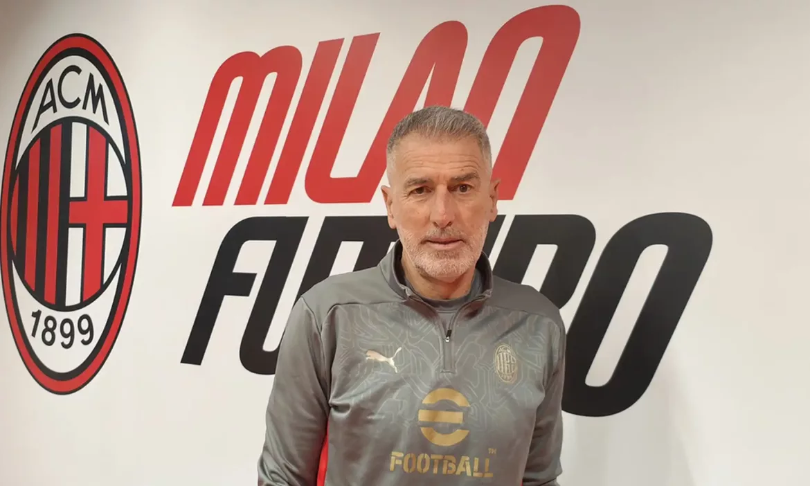 Mauro Tassotti Kembali ke Milan Futuro untuk Bantu Bonera di Tengah Krisis